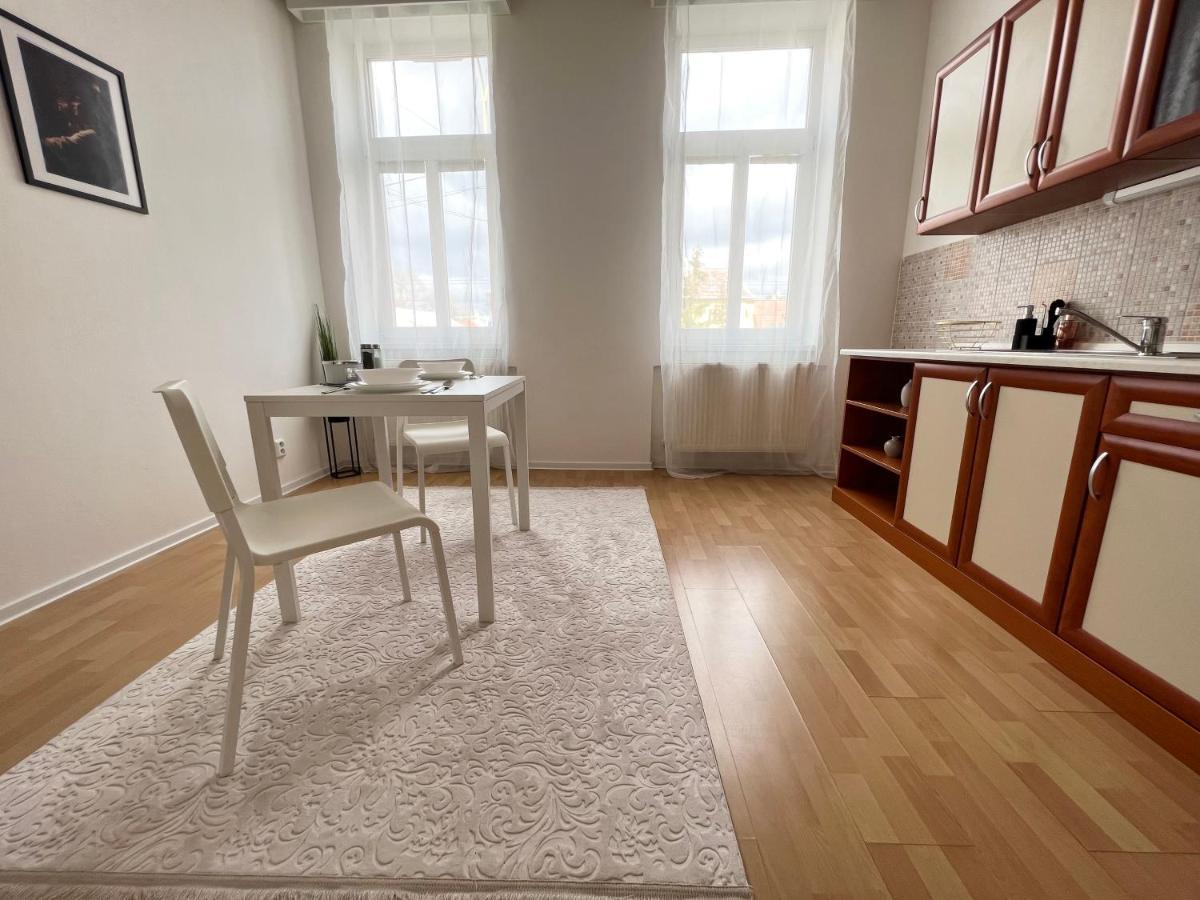 Shelby Apartment Кошице Экстерьер фото